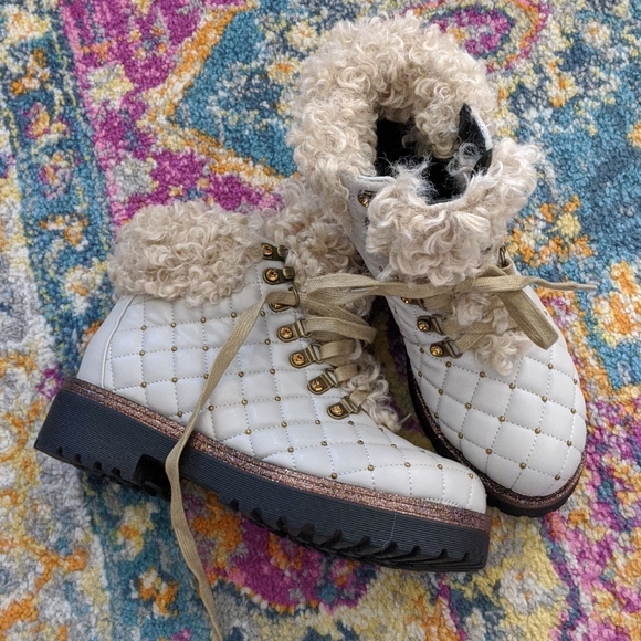 Studio Italia Shoes - Studio Italia boots with real fur